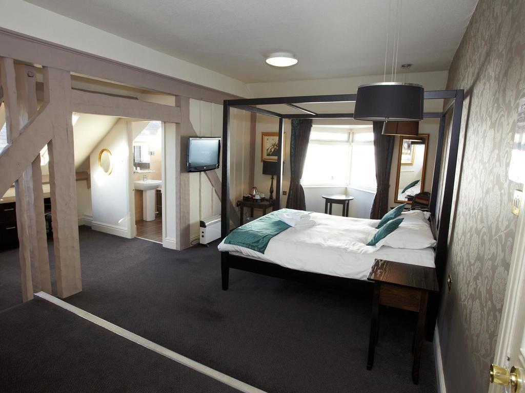 Lion And Swan Hotel Конглтон Экстерьер фото