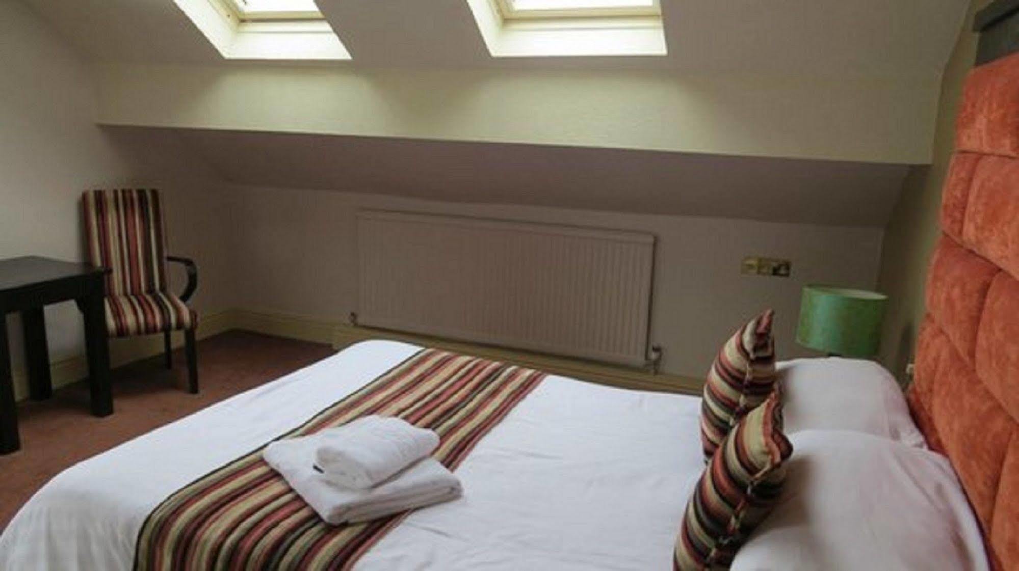 Lion And Swan Hotel Конглтон Экстерьер фото
